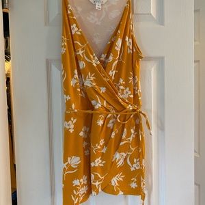 Market & Spruce wrap tank